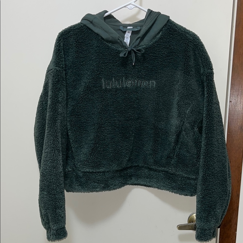 Lululemon Green textured Fleece Hoodie size 6